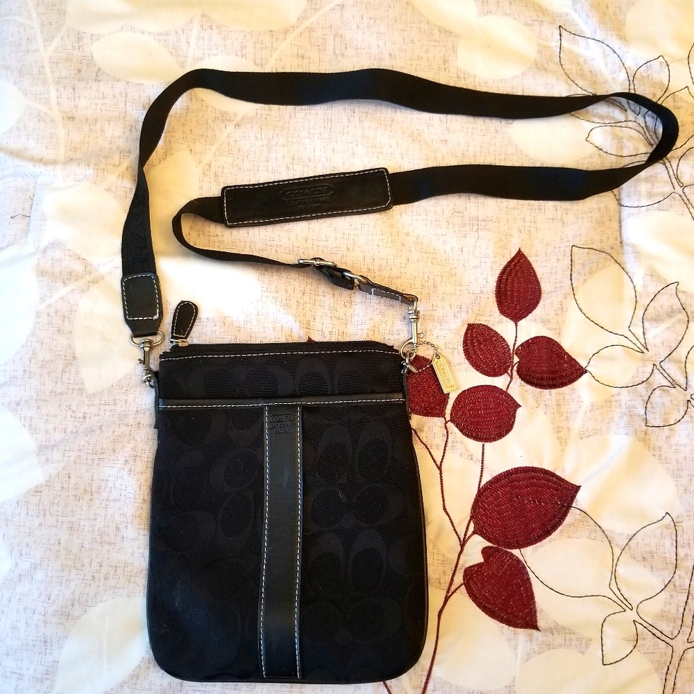 Coach Crossbody (Black)